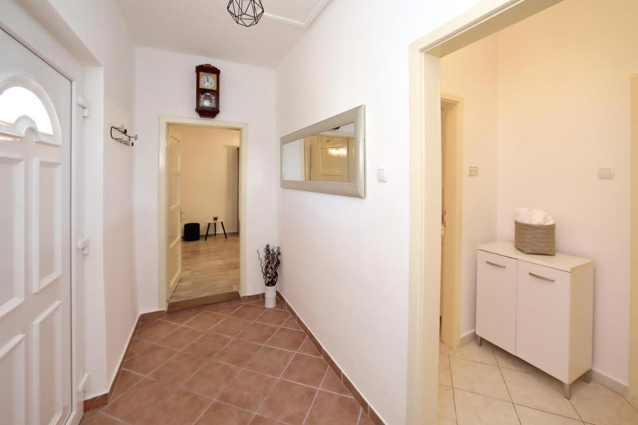 Apartmani Dubravka Bibinje Exterior photo