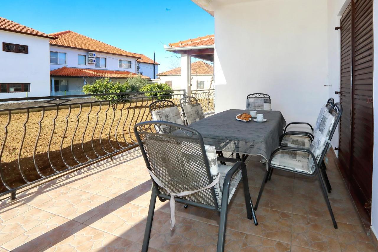 Apartmani Dubravka Bibinje Exterior photo